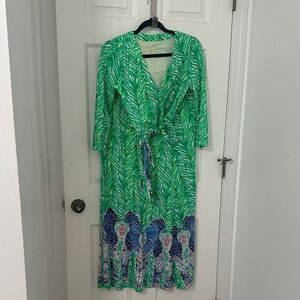 Lilly Pulitzer Green & White Leaf Print Dress with Navy Trim